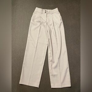 New NA-KD Wardrobe Hight Waist Pleated‎ Gray Trousers Size EU 34 or Size 2